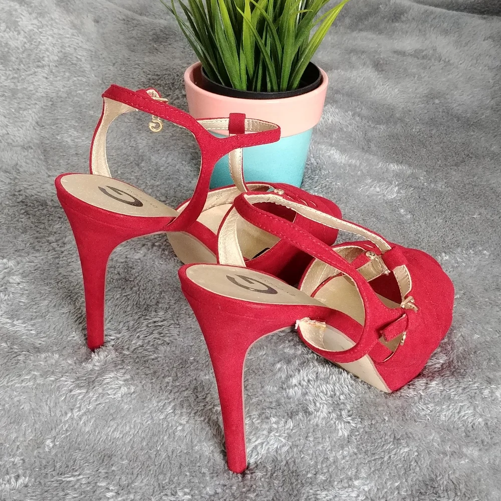 Guess Red Hot Shoes Platform Heels Size 10M